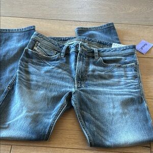 Men's Blue Jeans Distressed Look